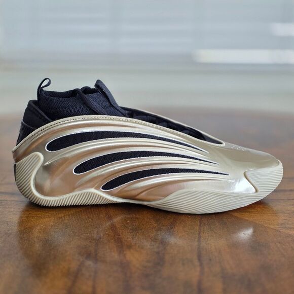 Adidas Harden Volume 9 Cyber Metallic Gold Black Basketball Shoe Men's 10 JR2506 - Picture 9 of 15